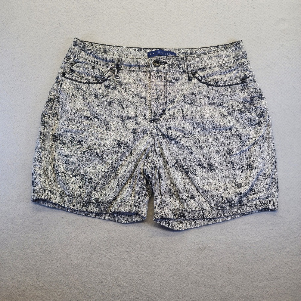 Bandolino Amy Black White Geometric Medallion Print Shorts Womens Size 10 Casual